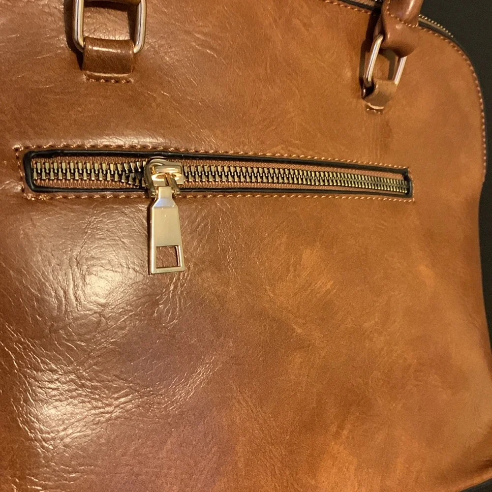 Gloria Vanderbilt Tan Dome Satchel